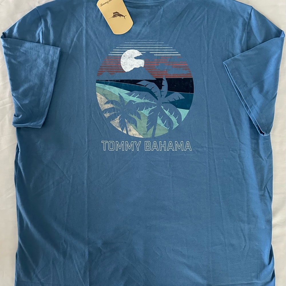 Tommy Bahama Men’s Moonlight Beach Buccaneer Blue T-shirt XL Palm Moon Sunset